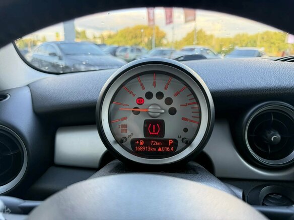 2007 Mini Hatch One II (R56), бежевый, 791800 рублей - вид 8