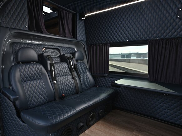 2009 Ford Transit, серый, 4200000 рублей - вид 8