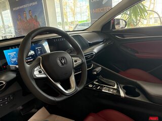 2024 Changan Eado Plus I, красный, 2589900 рублей, вид 4