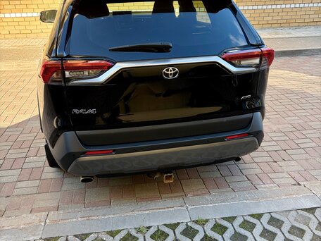 2020 Toyota RAV4 V (XA50), чёрный, 3150000 рублей, вид 3