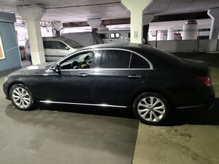 2019 Mercedes-Benz E-Класс 220 d V (W213, S213, C238), чёрный, 2767000 рублей, вид 2