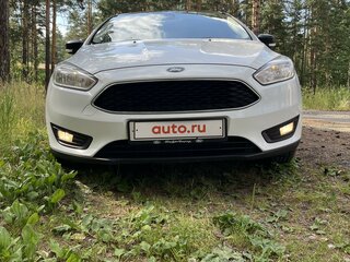 2017 Ford Focus III Рестайлинг, белый, 1180000 рублей, вид 1