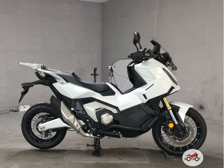 2025 Honda X-ADV, белый, 1689000 рублей, вид 2