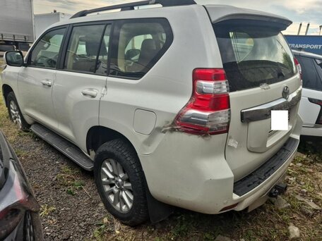 2013 Toyota Land Cruiser Prado 150 Series, белый, 2300000 рублей, вид 4