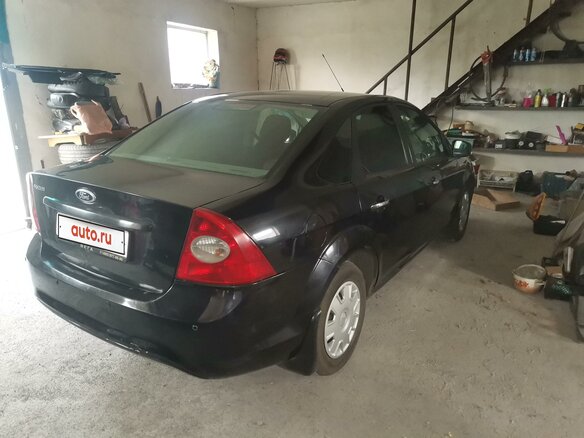 2010 Ford Focus II Рестайлинг, чёрный, 585000 рублей - вид 3