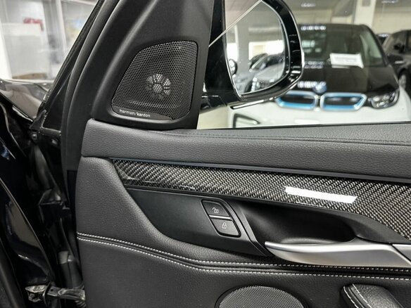 2018 BMW X6 30d II (F16), чёрный, 4800000 рублей - вид 12