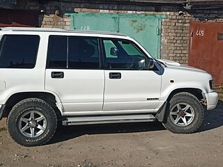 2000 Isuzu Bighorn II, белый, 800000 рублей, вид 3
