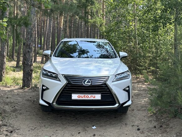 2017 Lexus RX 200t IV, серый, 3990000 рублей