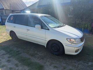 1998 Nissan Presage I, белый, 370000 рублей, вид 3