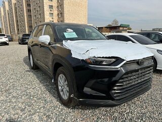 2023 Toyota Grand Highlander, чёрный, 7800000 рублей, вид 3