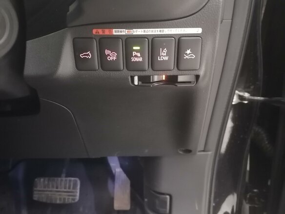 2017 Mitsubishi Outlander PHEV III Рестайлинг 2, чёрный, 2600000 рублей - вид 11