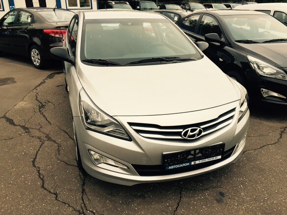 2015 Hyundai Solaris I Рестайлинг, серебристый