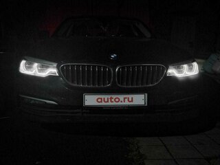2017 BMW 5 серии 520d VII (G30/G31/G38), чёрный, 4500000 рублей, вид 3