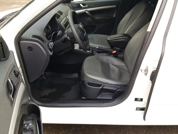 2013 Skoda Octavia II (A5) Рестайлинг, белый - вид 8
