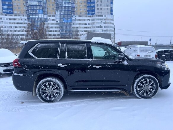 2015 Lexus LX 450d III Рестайлинг 2, чёрный, 7450000 рублей - вид 2