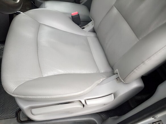 2011 Hyundai H-1 II, серебристый - вид 5