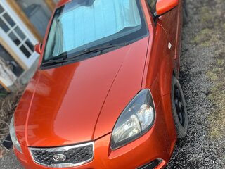 2009 Kia Rio II Рестайлинг, оранжевый, 390000 рублей, вид 2