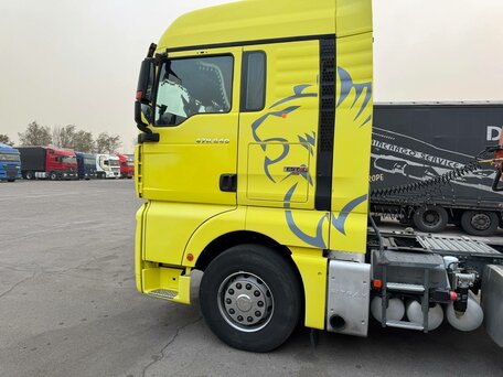 2022 Sinotruk Sitrak C7H, жёлтый, 6950000 рублей, вид 2