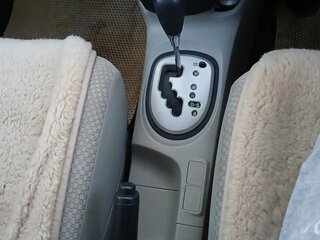 2005 Toyota Belta I, зелёный, 640000 рублей, вид 4