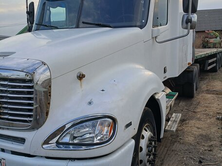 2002 Freightliner Columbia, белый, 1327000 рублей, вид 2