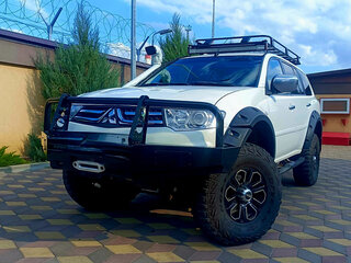 2015 Mitsubishi Pajero Sport II Рестайлинг, белый, 3000000 рублей, вид 4