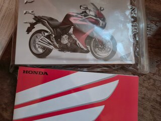 2011 Honda VFR 1200, красный, 630000 рублей, вид 4