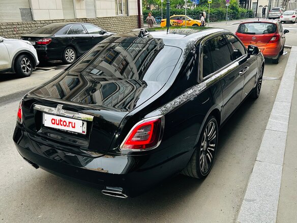 2021 Rolls-Royce Ghost II (Series I), чёрный, 54600000 рублей - вид 4