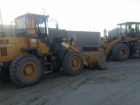2008 SDLG LG 933, жёлтый, 1200000 рублей, вид 3