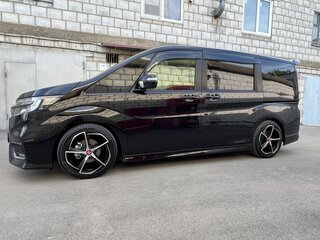 2017 Honda Stepwgn Spada V Рестайлинг, чёрный, 2300000 рублей, вид 5