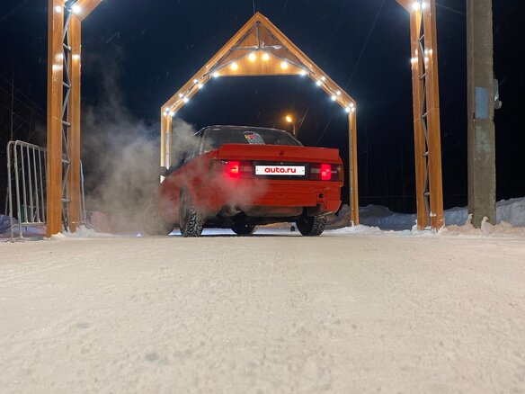 1989 BMW 3 серии 316i II (E30), красный, 370000 рублей - вид 10