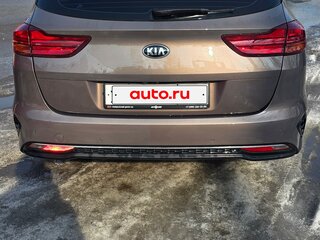 2019 Kia Ceed III, коричневый, 1599999 рублей, вид 5