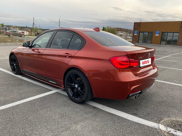 2018 BMW 3 серии 320i xDrive VI (F3x) Рестайлинг, оранжевый, 2950000 рублей - вид 12
