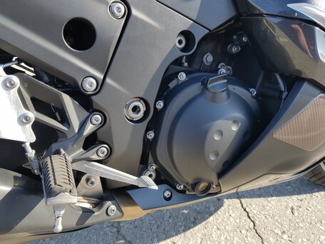 2016 Kawasaki ZZR 1400, серый, 1600000 рублей, вид 3