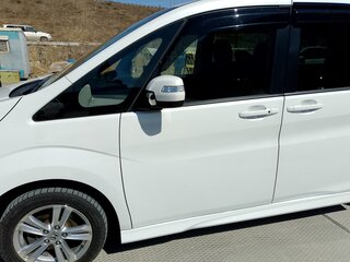 2018 Honda Stepwgn V Рестайлинг, белый, 2650000 рублей, вид 5