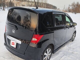 2011 Honda Freed I, фиолетовый, 990000 рублей, вид 4
