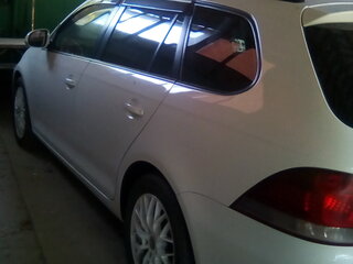 2011 Volkswagen Golf VI, белый, 1250000 рублей, вид 1