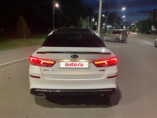 2019 Kia Optima IV Рестайлинг, белый, 2500000 рублей, вид 4