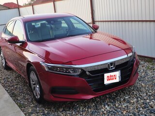 2018 Honda Accord X, красный, 2150000 рублей, вид 2