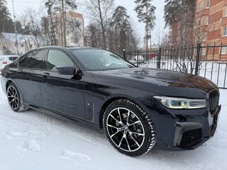 2021 BMW 7 серии 730i VI (G11/G12) Рестайлинг, чёрный, 6200000 рублей, вид 4