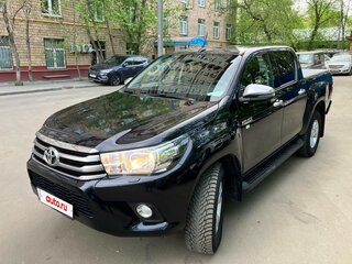 2020 Toyota Hilux VIII, чёрный, 4200000 рублей, вид 1