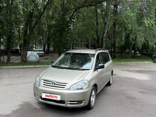 2001 Toyota Picnic II, золотистый, 550000 рублей, вид 2