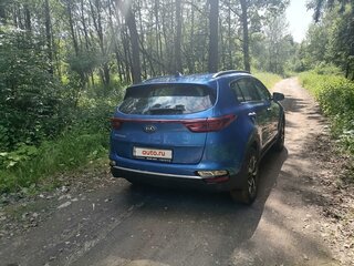 2020 Kia Sportage IV Рестайлинг, синий, 2250000 рублей, вид 4