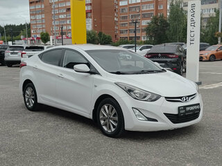 2014 Hyundai Elantra V (MD) Рестайлинг, белый, 1029000 рублей, вид 3