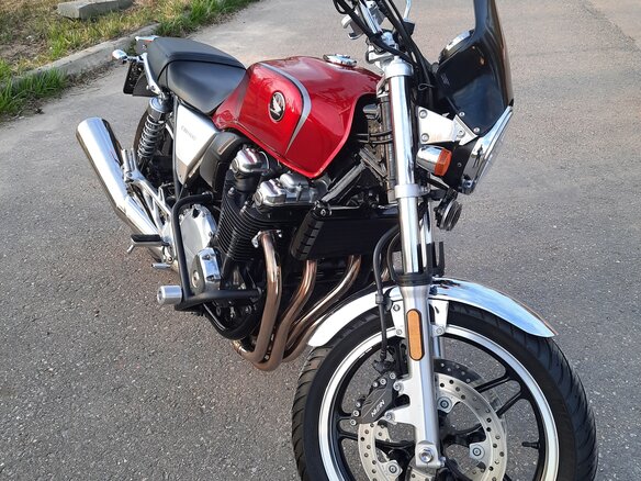 2011 Honda CB 1100, пурпурный, 599000 рублей
