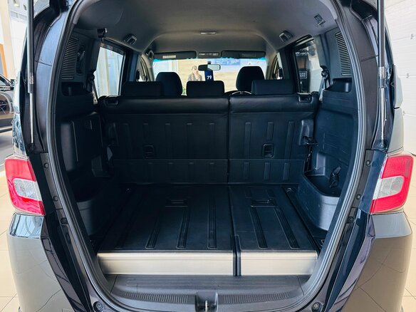2012 Honda Freed Spike I Рестайлинг, чёрный - вид 20