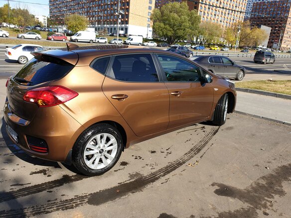 2017 Kia Ceed II Рестайлинг, коричневый - вид 2