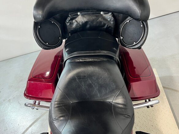 2006 Harley-Davidson Electra Glide, пурпурный, 530000 рублей - вид 10