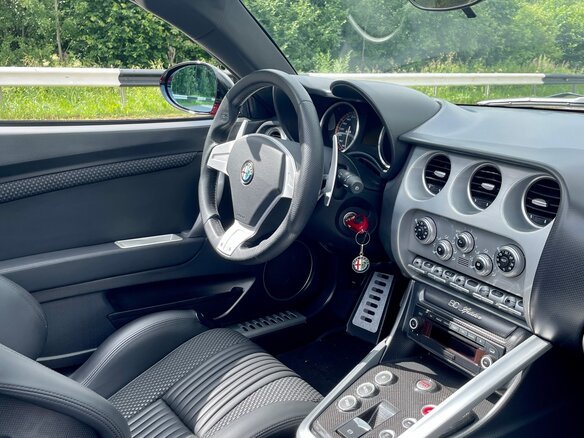 2010 Alfa Romeo 8C Competizione, красный - вид 7
