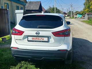 2019 Nissan Qashqai II Рестайлинг, белый, 1900000 рублей, вид 4