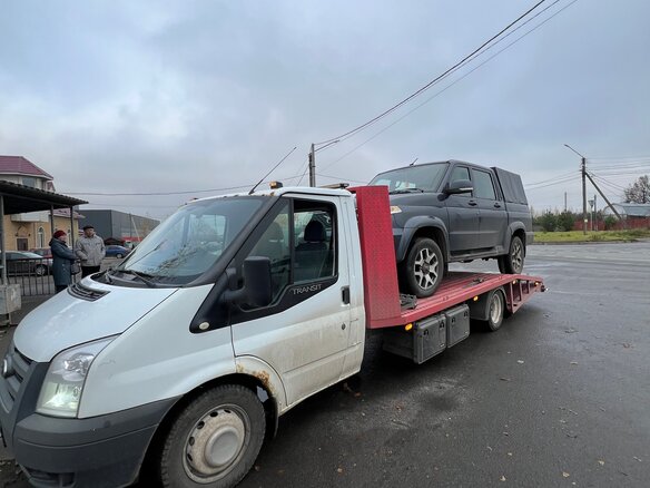 2011 Ford Transit, белый - вид 2